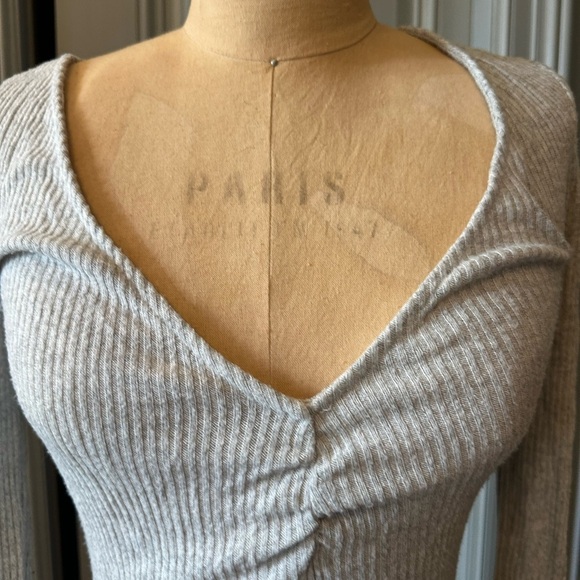 Free People grey vneck body suit size S - Picture 3 of 4